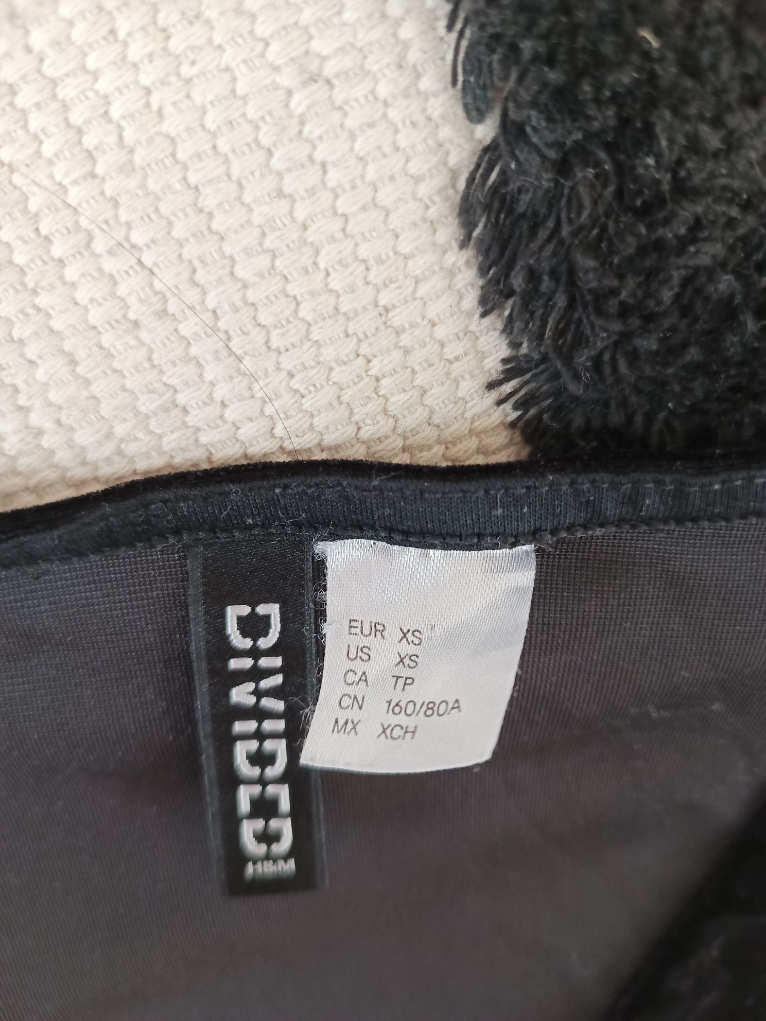 Czarna welurowa bluzka H&M XS 34  krzyżowany przód i długi rękaw