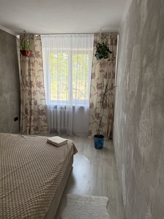 Подобово 2-х кімнатна на 129 кварталі