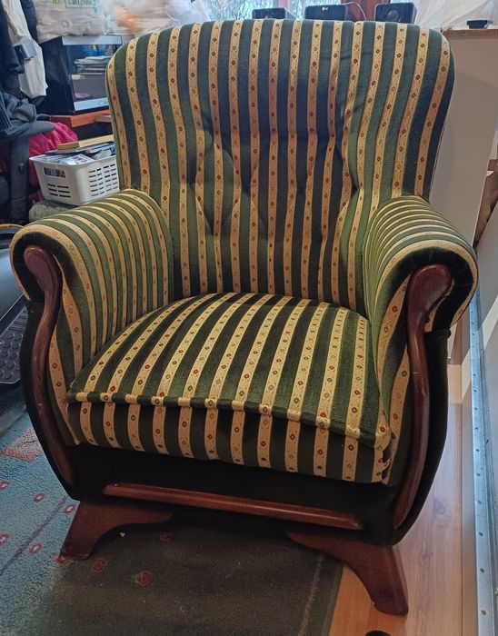 Komplet wypoczynkowy- sofa rozkładana, fotel, stolik Ludwik