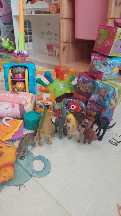 Великий набір іграшок