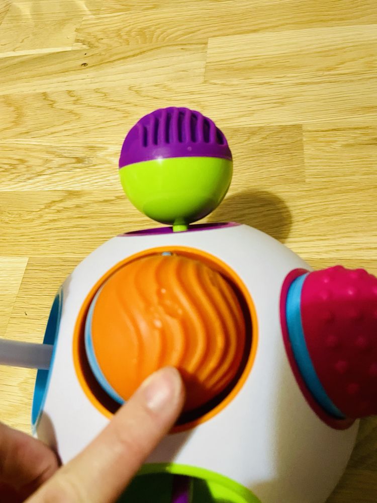 Zabawka niemowleca Fat Brain Toys