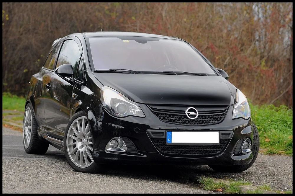 Opel Corsa Corsa D 1.6 T 192KM OPC Lift LED Navi Recaro Skóry Tempomat Klima Alu