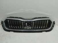 SKODA OCTAVIA IV 4 2020– ATRAPA GRILL Z RADAREM – ORYGINAŁ