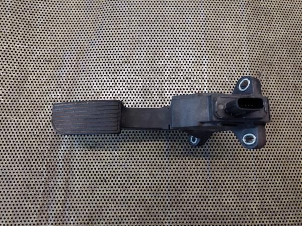 Pedal do acelerador PEUGEOT 108