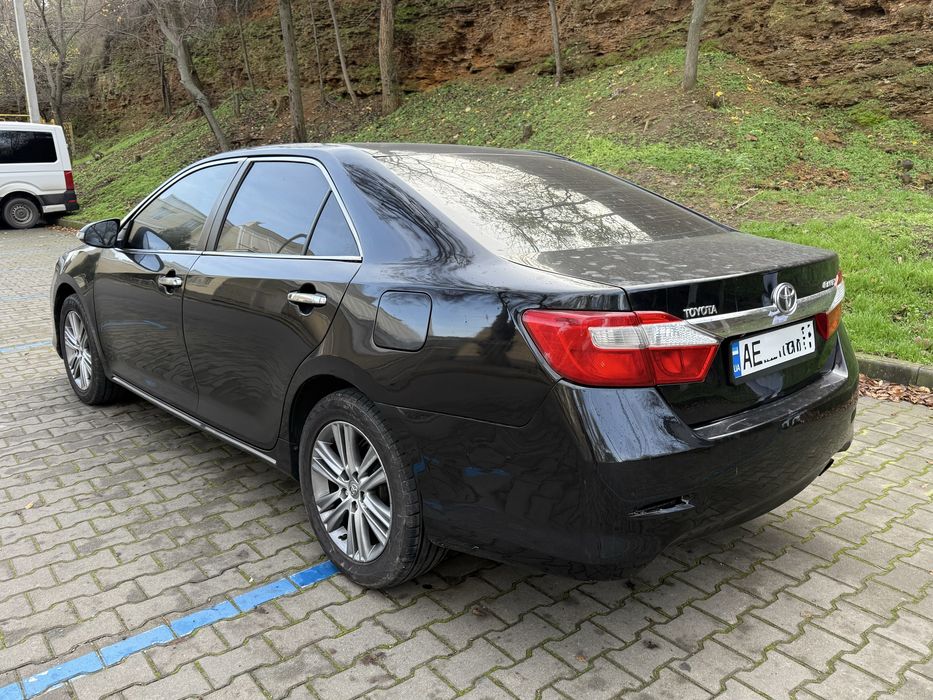Toyota Camry 2014 рік, газ/бенз/авт 2.5 офіцна повна без торгу