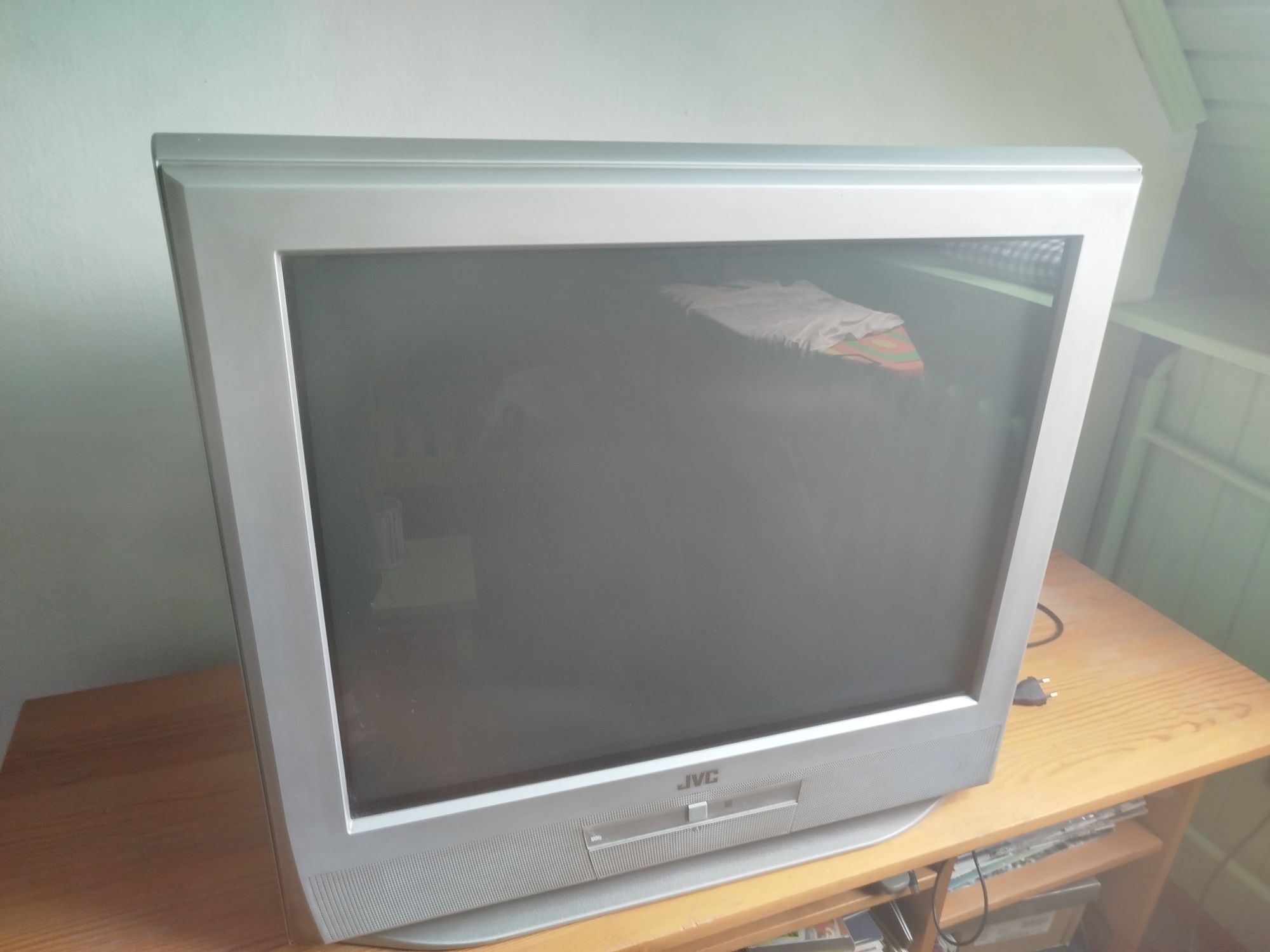 Telewizor kineskop ostatni model JVC 29 c plus  Dvd Pioneer