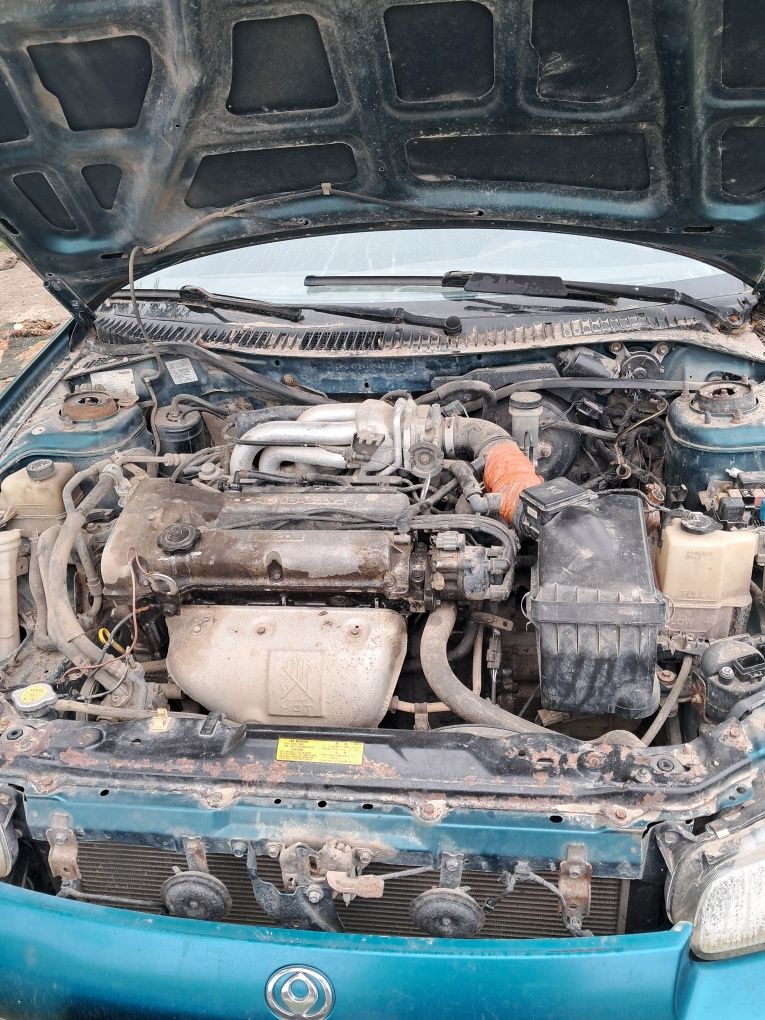 Продам Mazda 323f