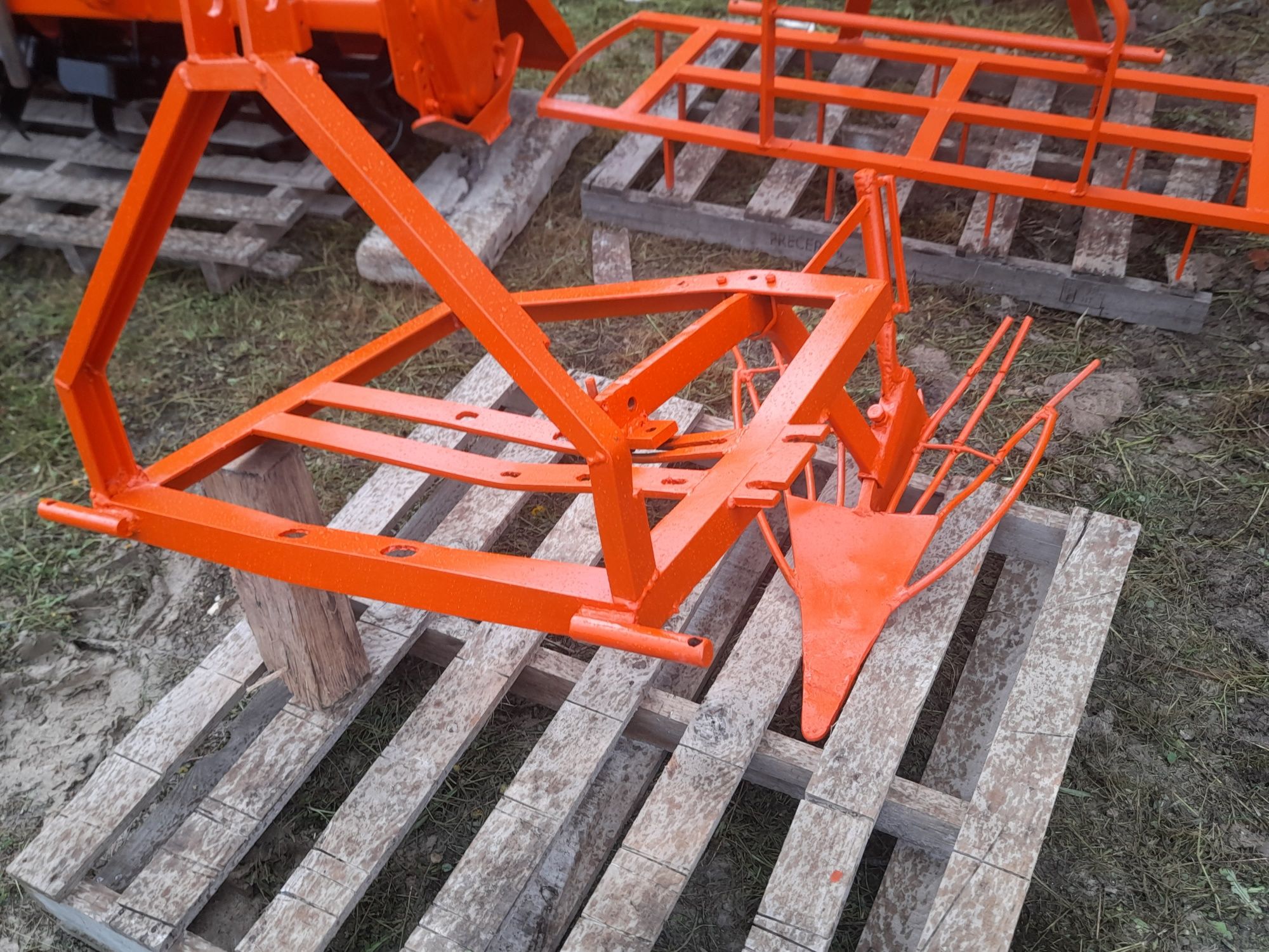 Kubota 28cv+6 alfaias