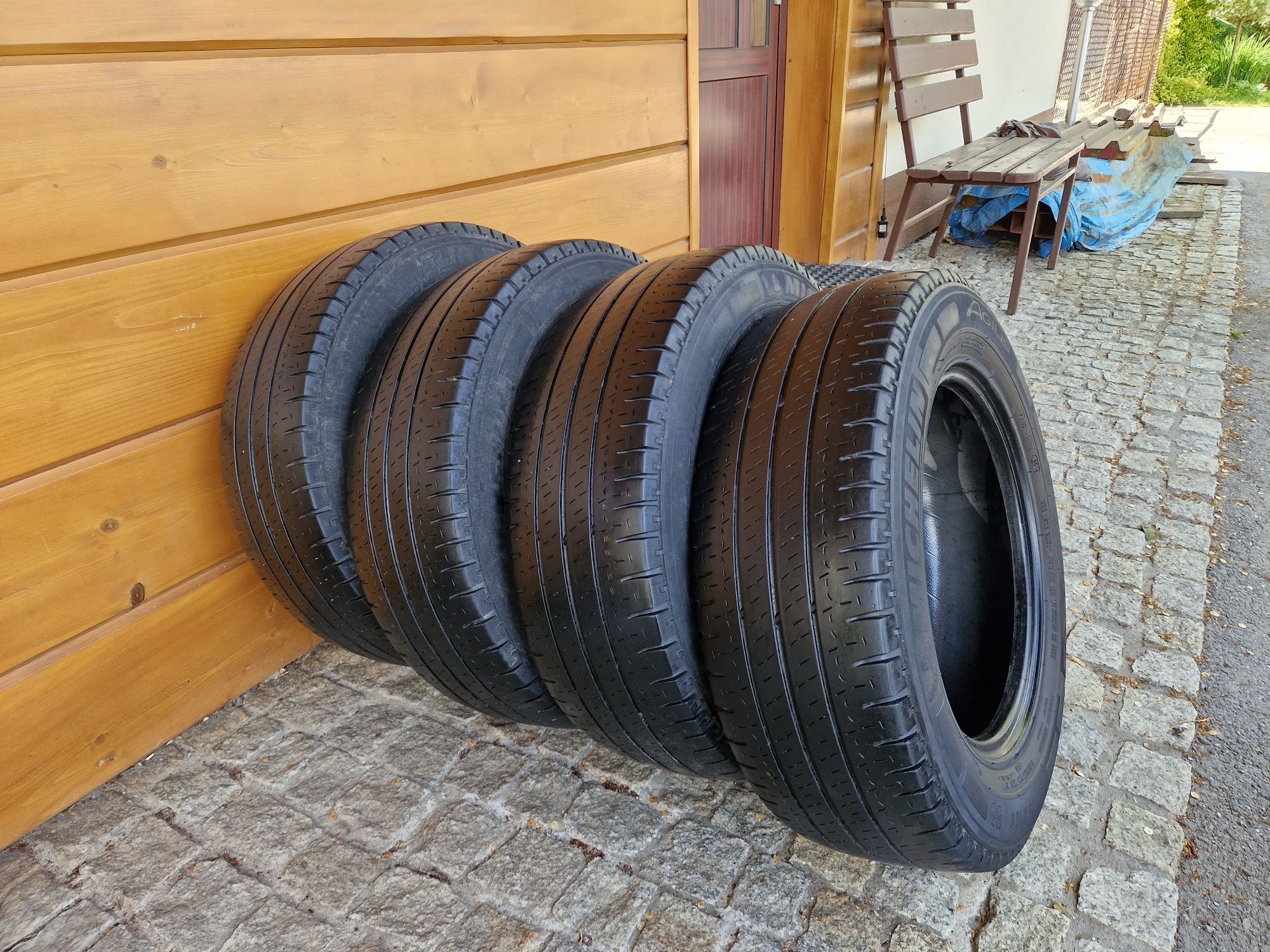 Opony letnie 215/65/16C Michelin Agilis