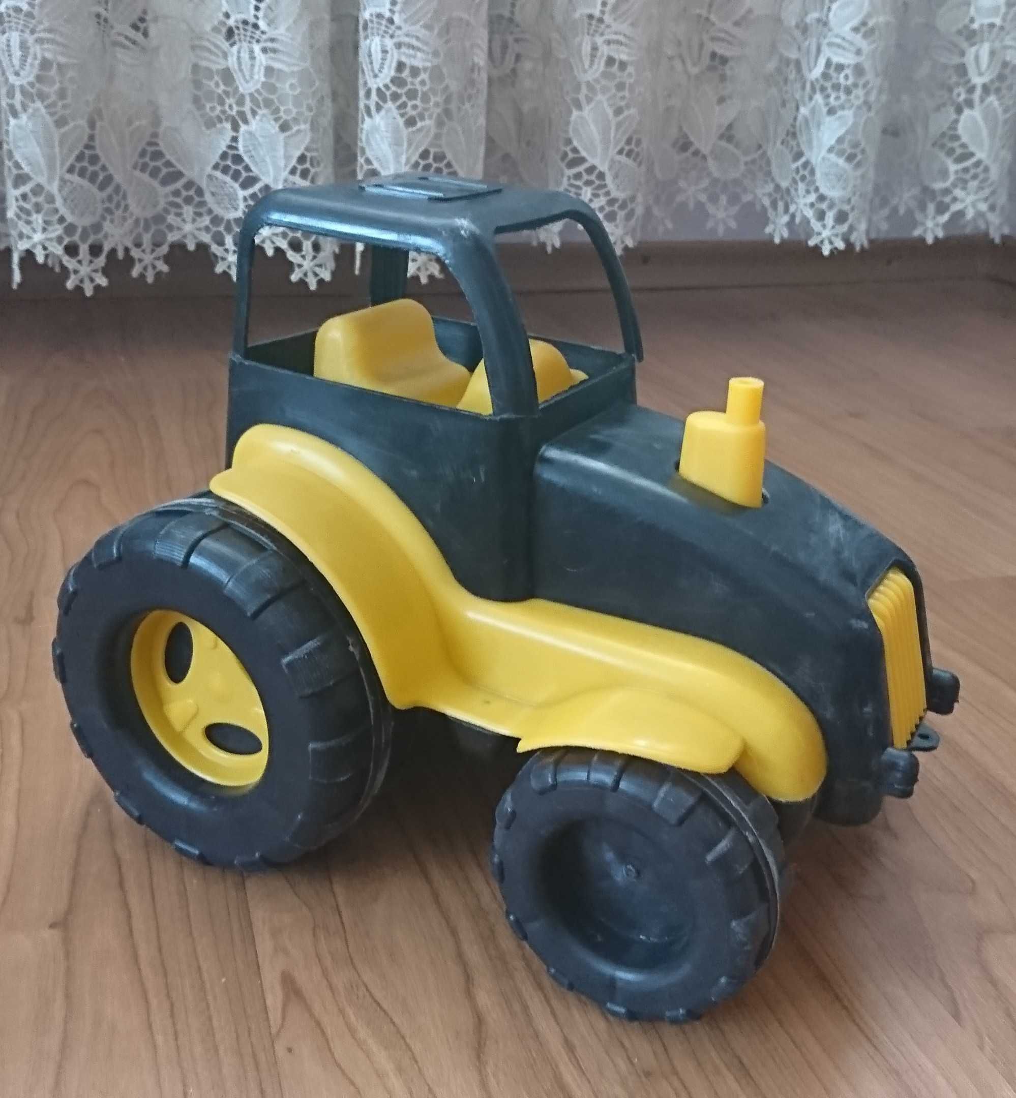 Трактор тягач детский