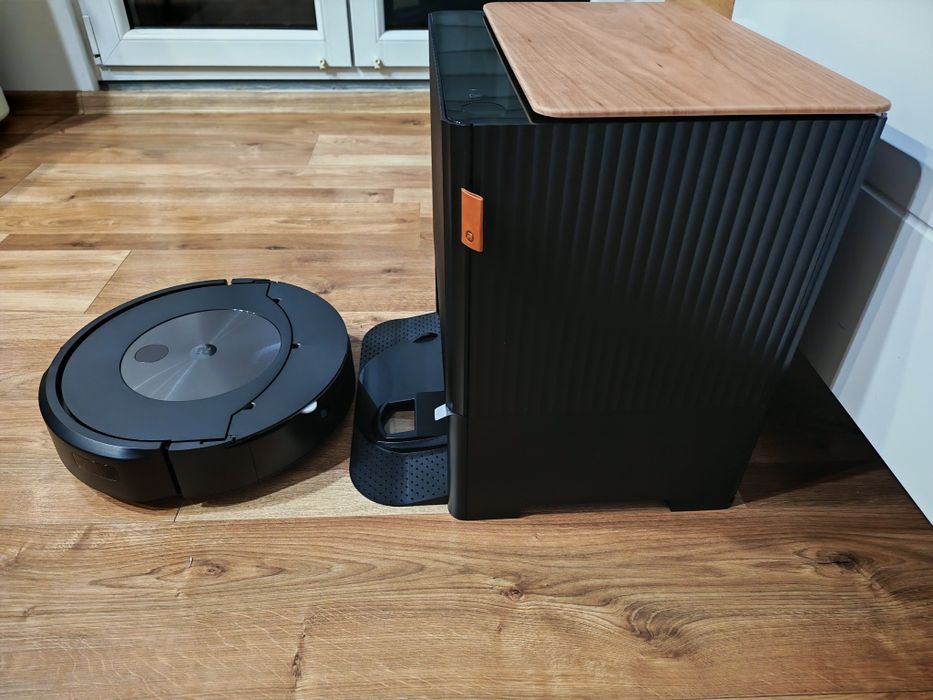 Roomba combo j9+