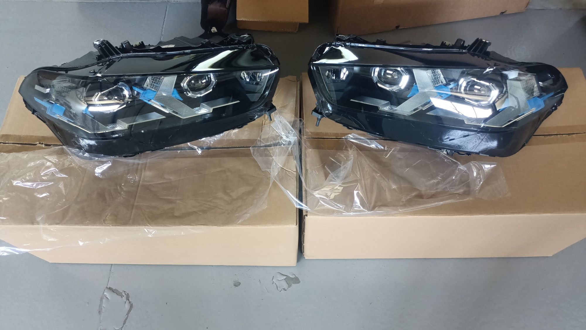 Оптика Full LED в стиле  LCI 2023+ для BMW x5/x6, G05/G06 2018-2022