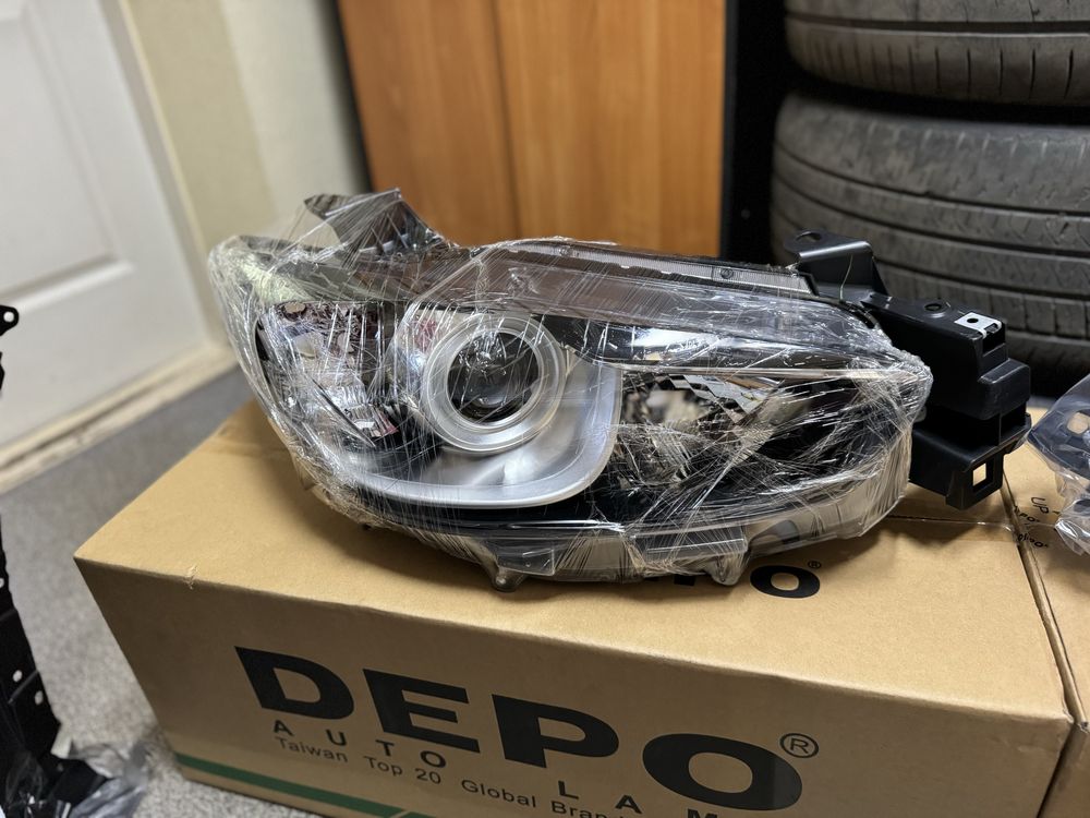 Бампер передний с решеткой и накладкой Mazda CX5 KE 2013 2016 CX9 CX30