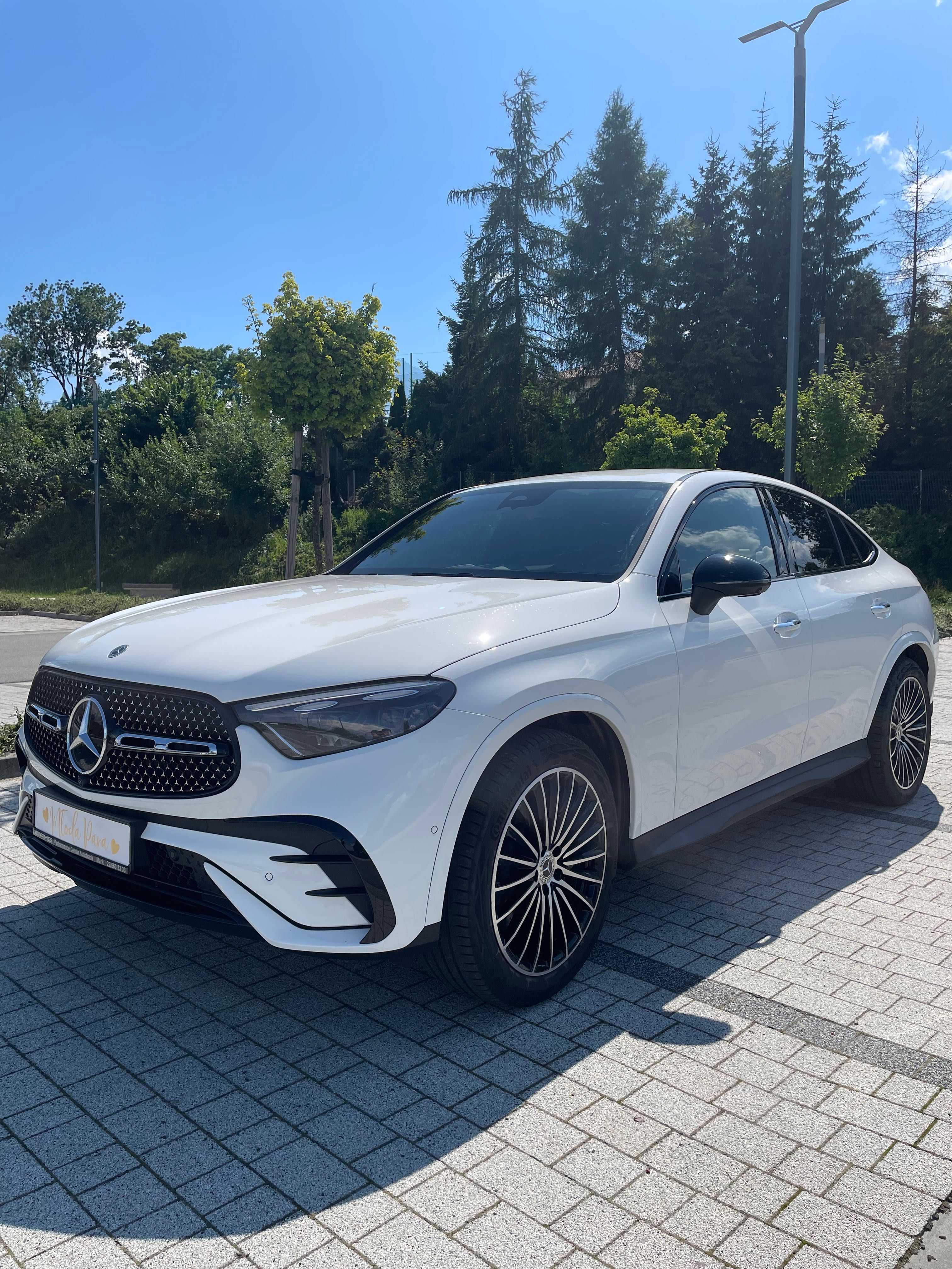 Auto do ślubu Mercedes Glc