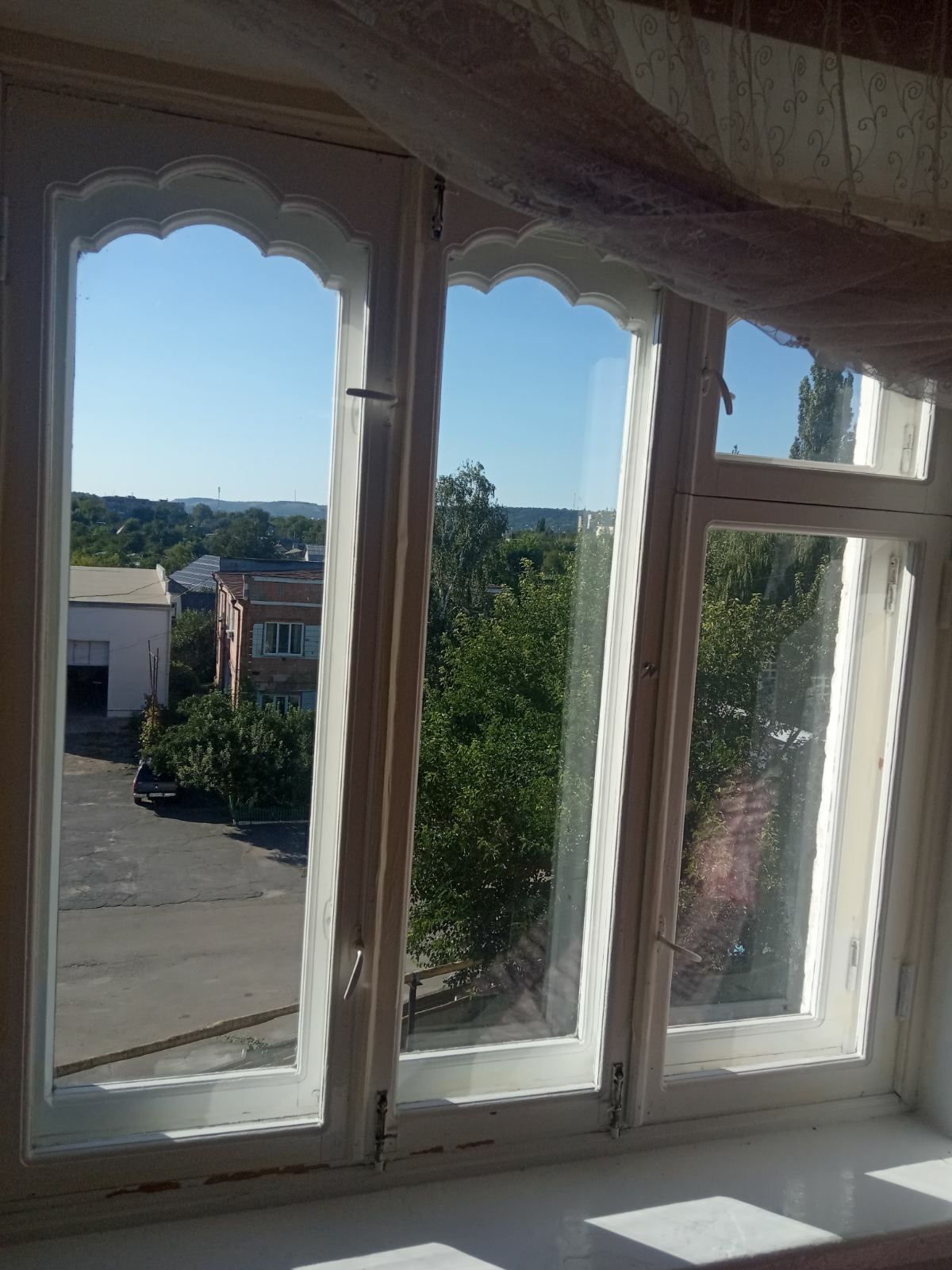 Продам дерев'яні вікна в хорошому стані.(подвійні)