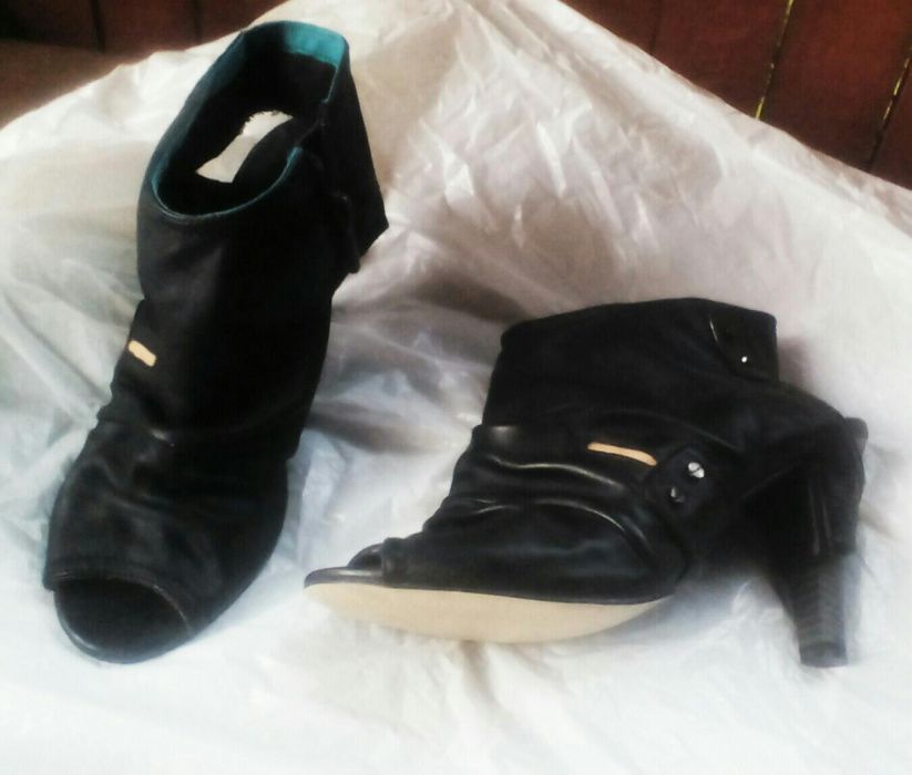 Босоножки туфли