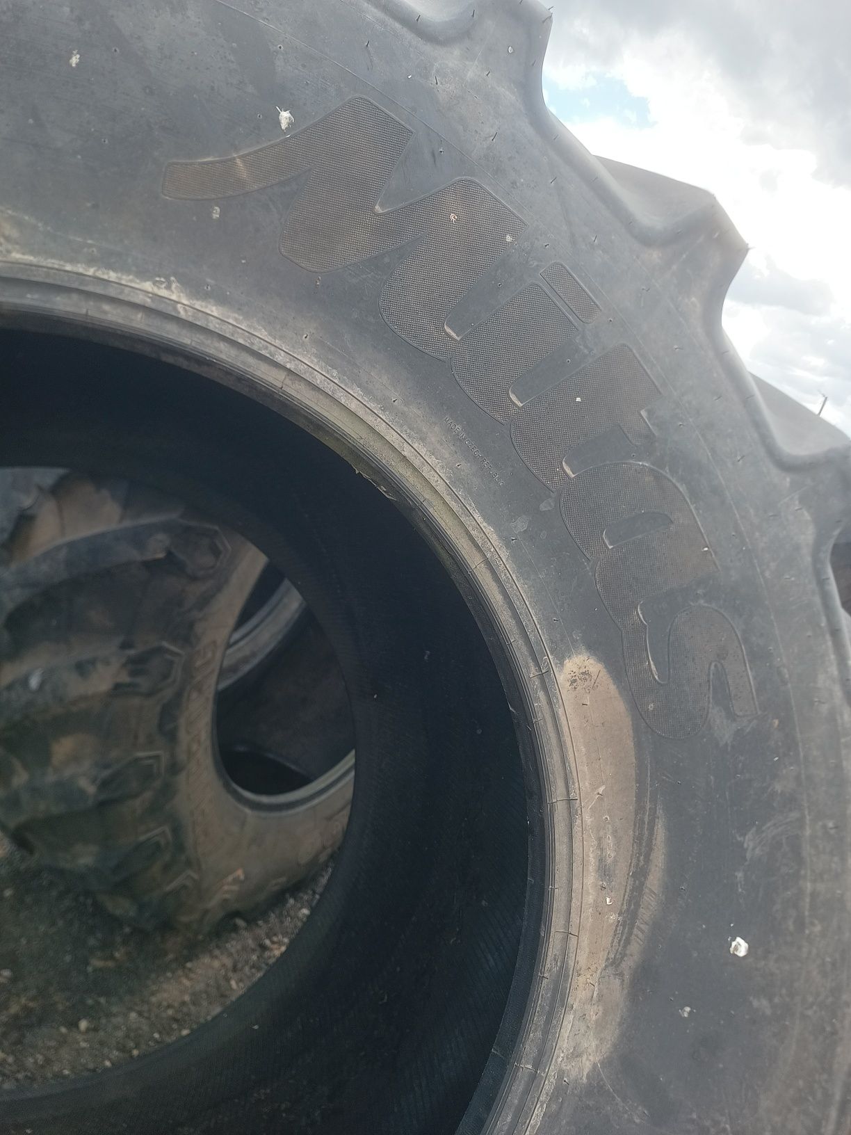 Opona rolnicza 900/60r38 Mitas SFT Fendt John Deere case cala