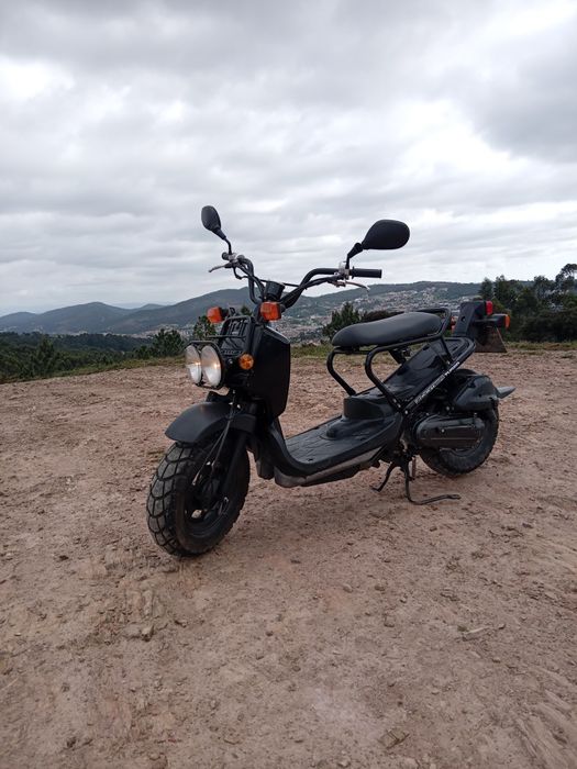 Honda zoomer 50cc 2005