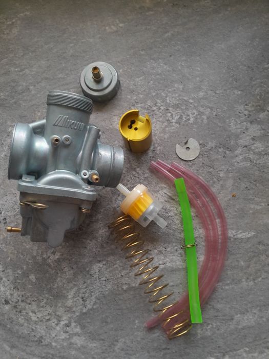 Продам карбюратор Mikuni