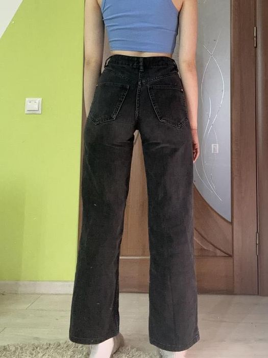 Чорні джинси sinsay