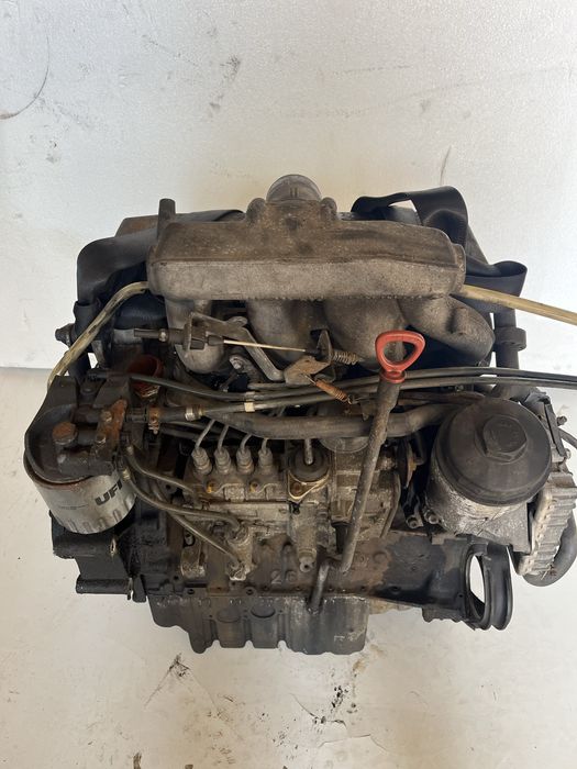 Motor mercedes Vito 2.3 D Ano 2000