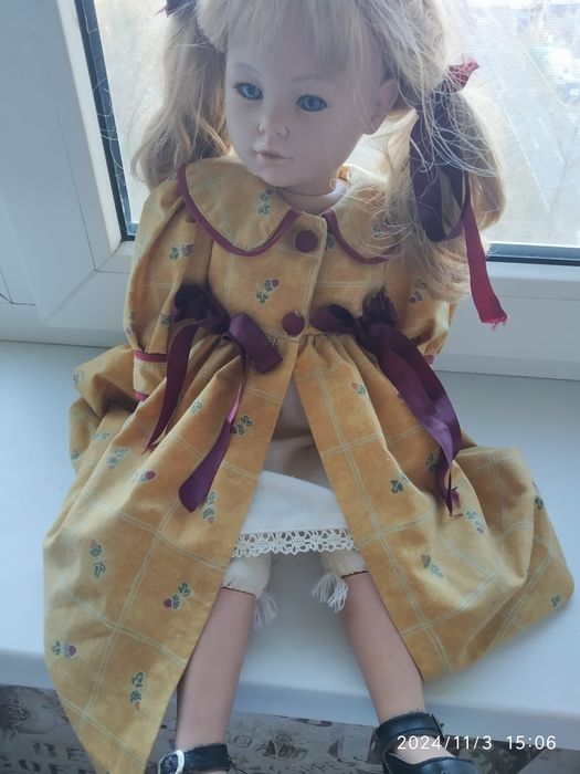 Кукла колекційна spain