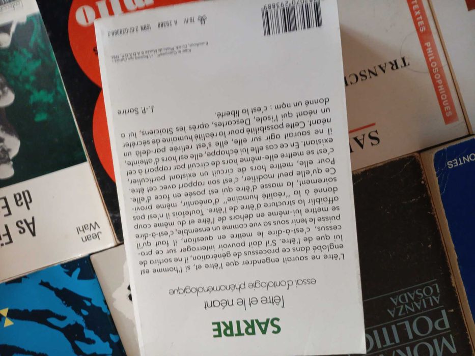 Kierkegaard Sartre Camus Vários Desde 4€