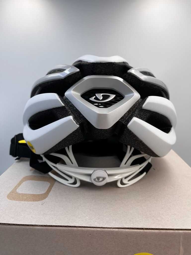 Nowy Kask Rowerowy Giro Synthe Mips  r. S (51-55cm)