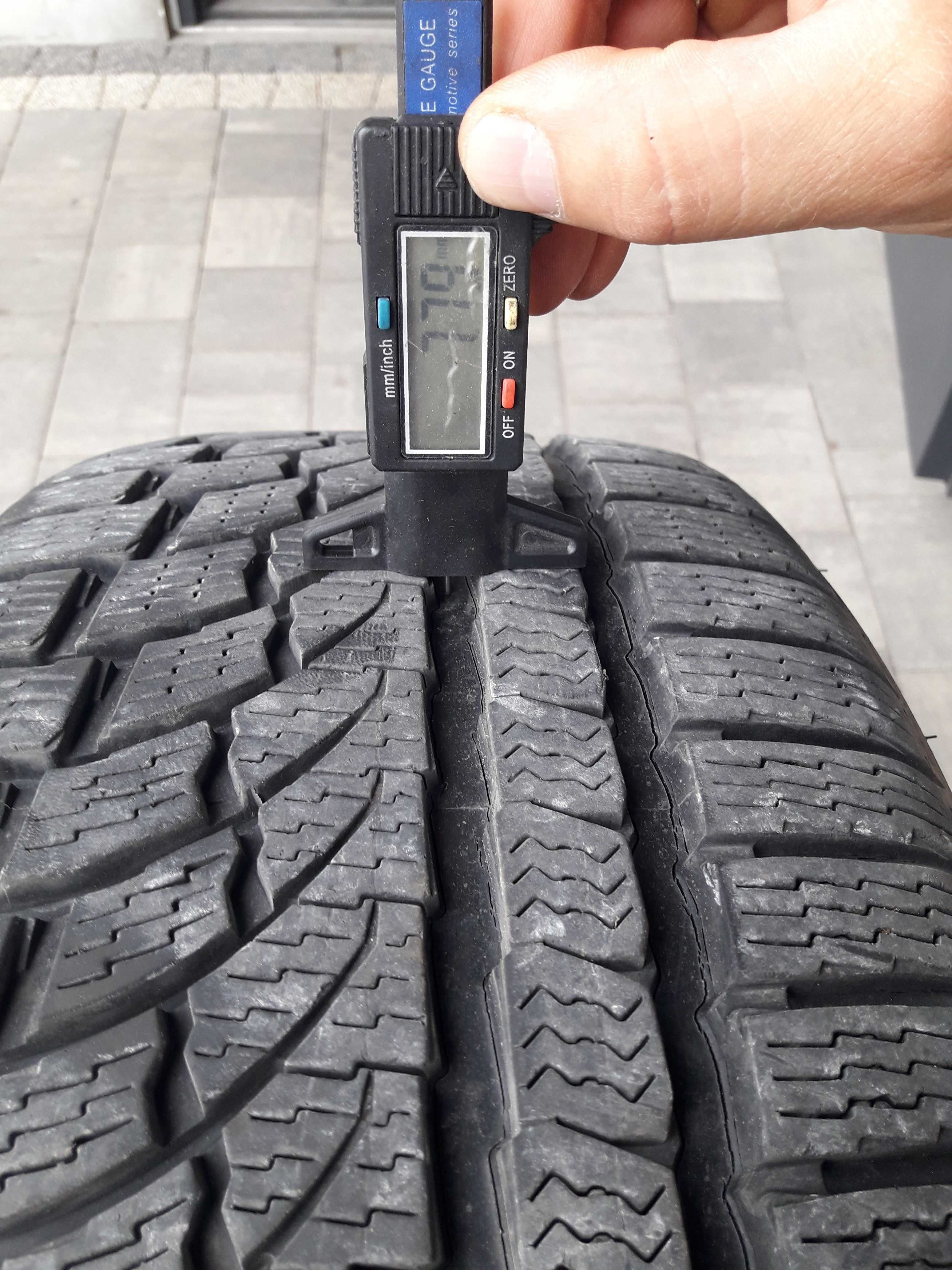 4 Opony Nokian WRA 4, od 7,4 do 7,8 mm., 235x55x17, 103V XL