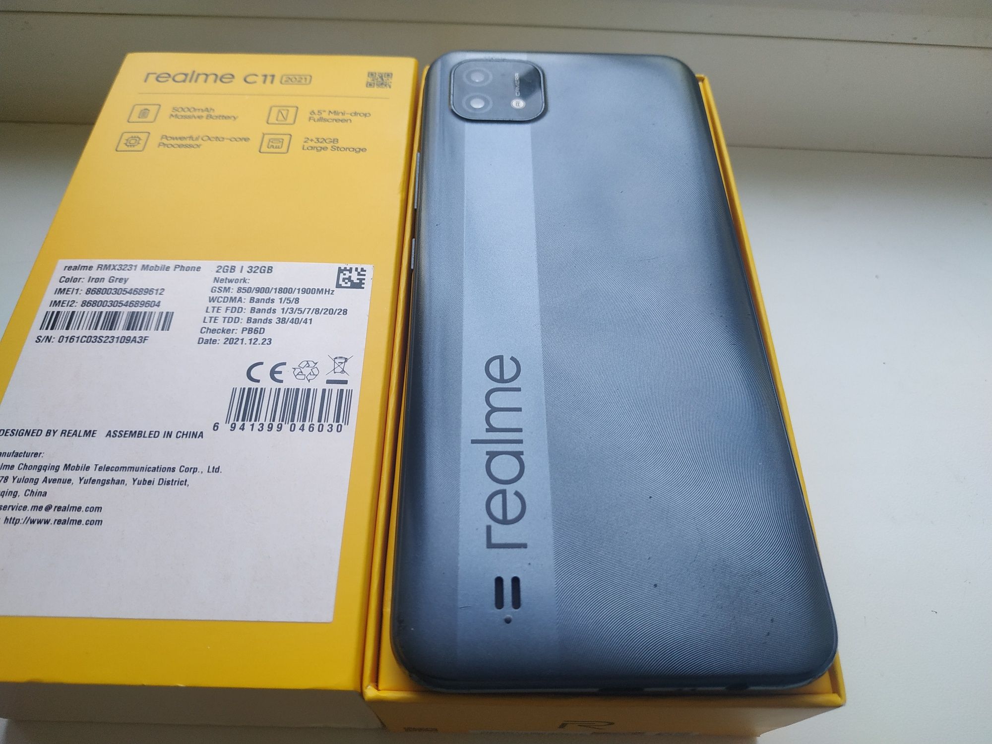 Realme C11 в хорошем состоянии.
