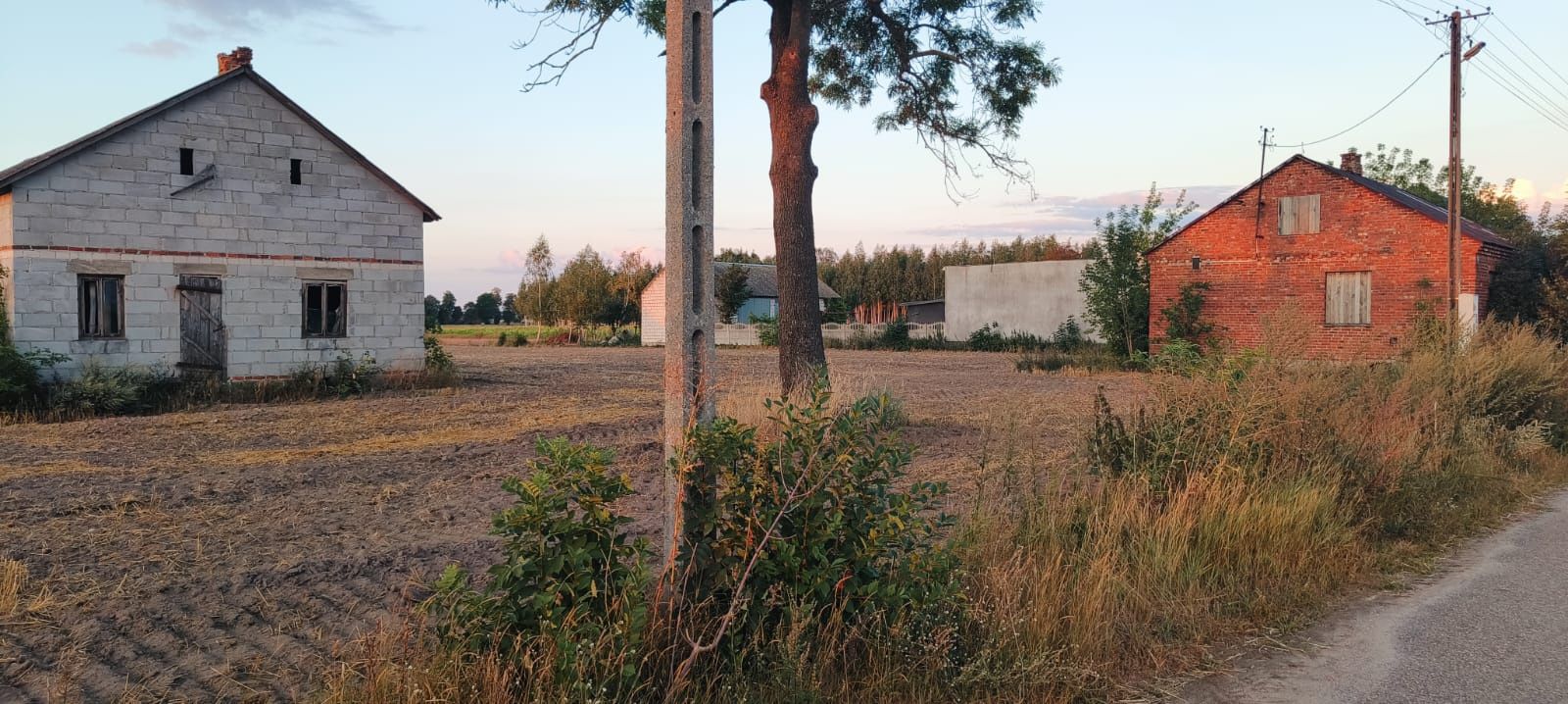 Sprzedam siedlisko o powierzchni 20 a