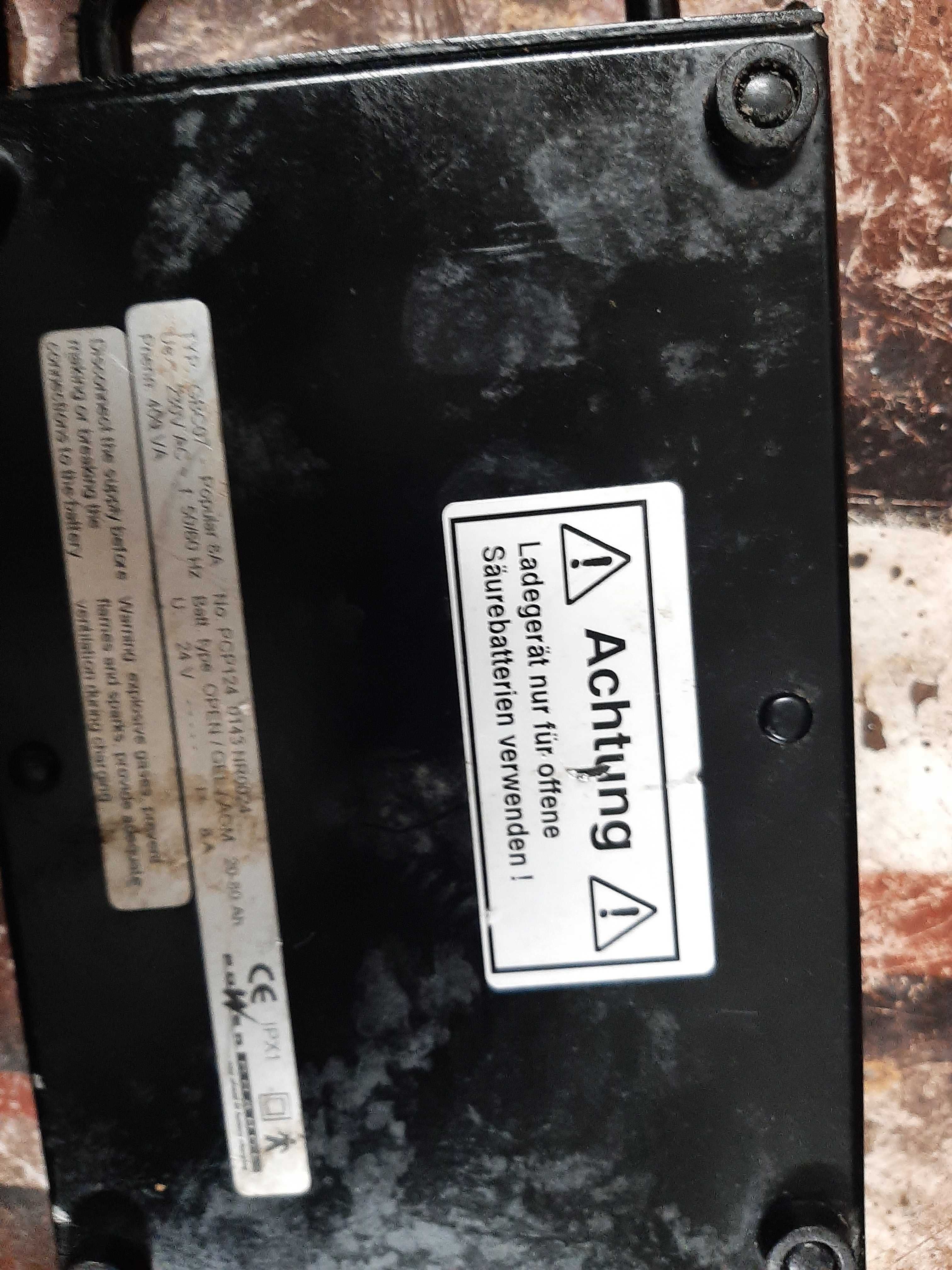 Ładowarka do wózka inwalidzkiego elektrycznego 24V, 8A