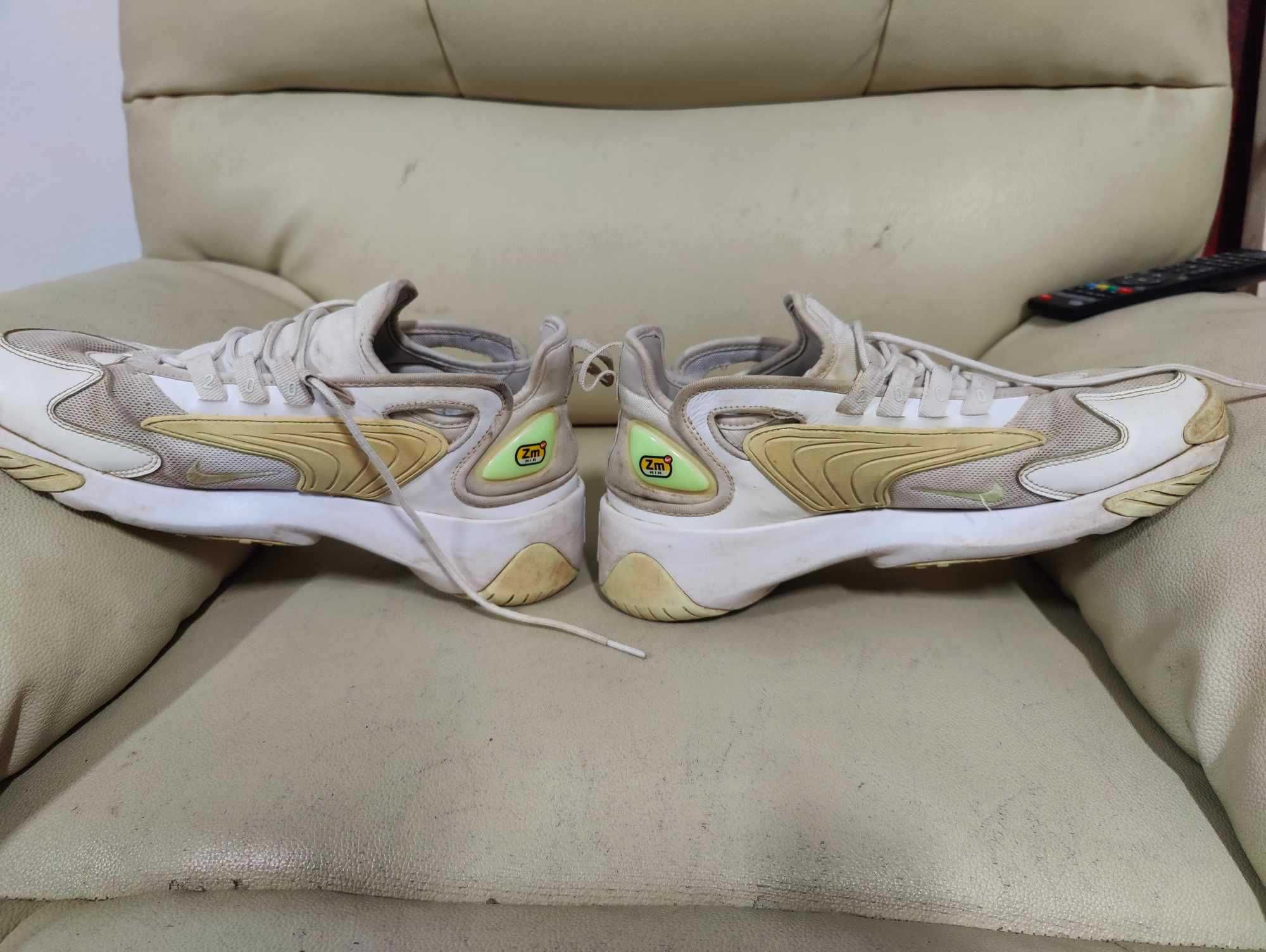 Nike Zoom 2K tam. 42 em muito bom estado.