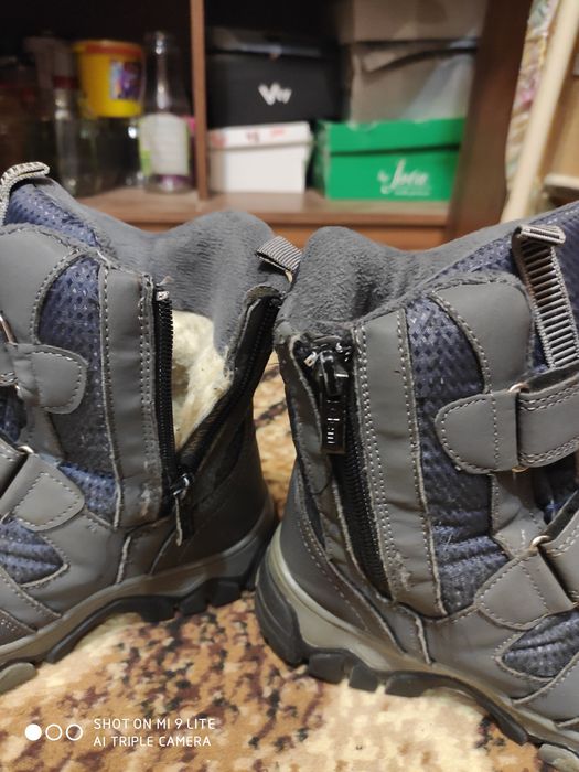 Зимние теплые ботинки