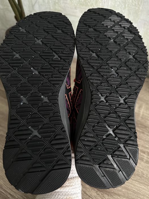 Кроссовки кросівки asics