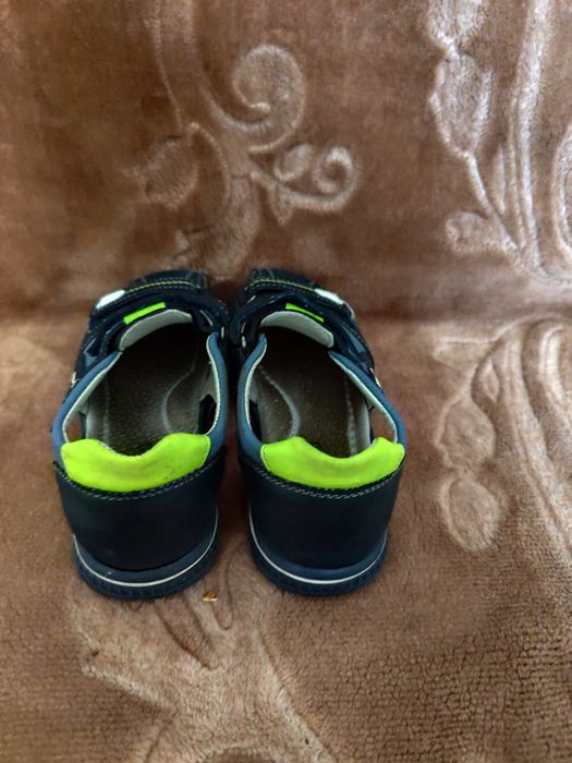 Sandałki chłopięce, rozmiar 31