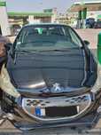 Peugeot 208  e-HDi Automático – Excelente Estado