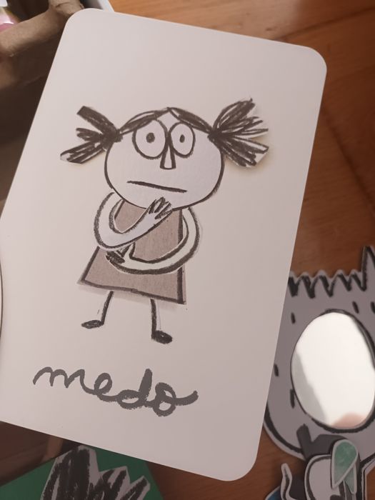 Jogo Eu descobro as emoções