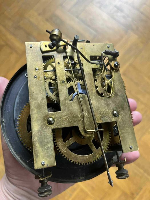 zegar wiszący Junghans