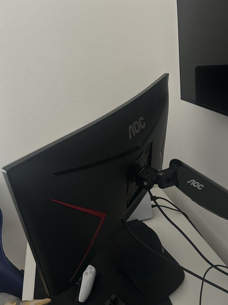 High end pc + monitor 144hz