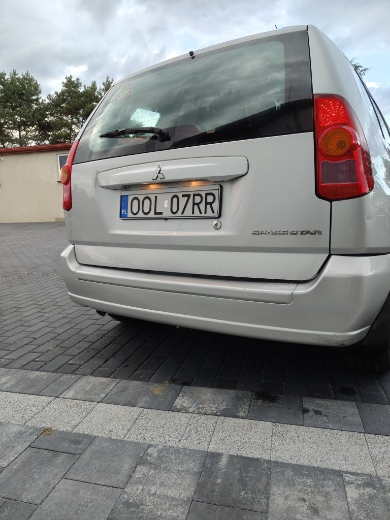 Mitsubishi spacer star 1,6 klima 136 tyś przebiegu