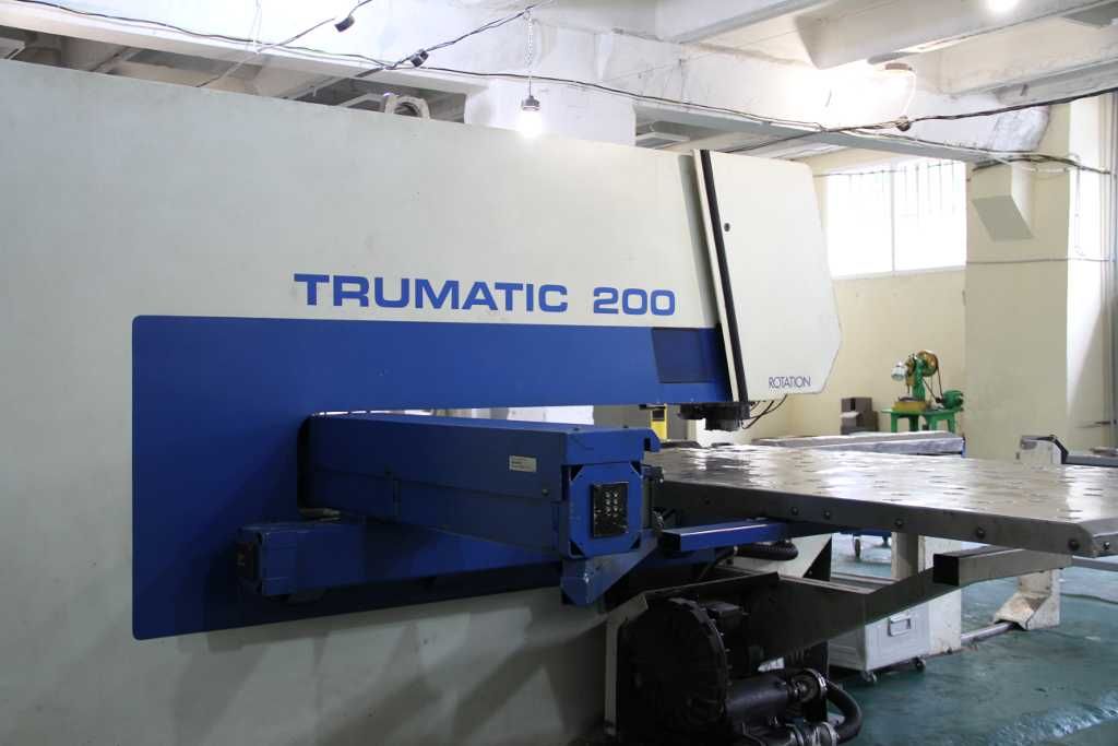 Координатно-пробивной пресс TRUMPF Trumatic 200R