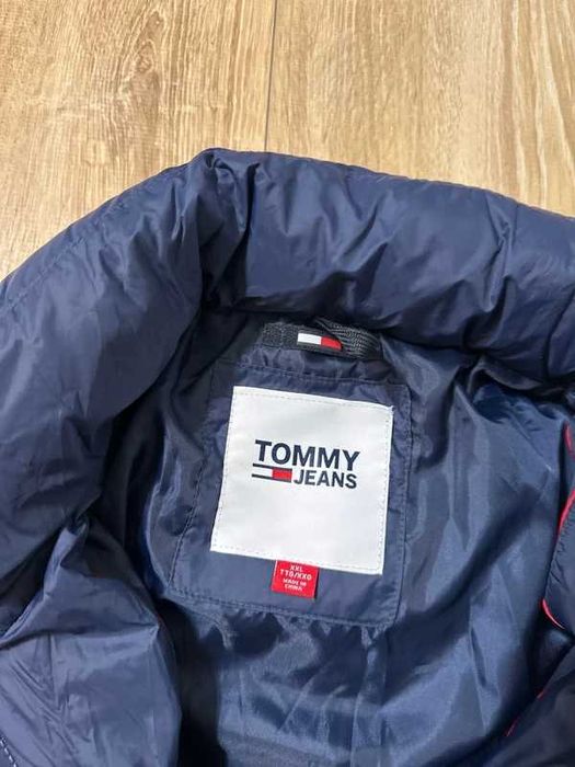 Kurtka puchówka Tommy Jeans