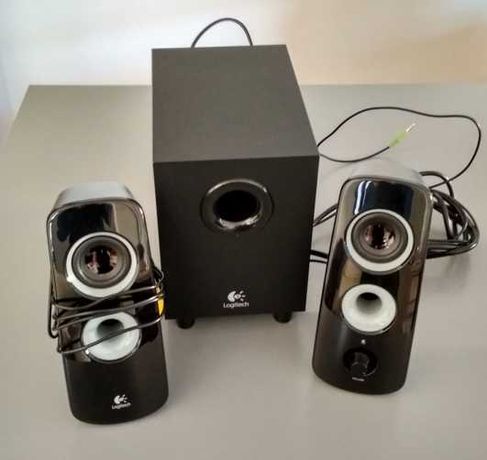 Colunas de som Logitech Speaker System Z323 com Subwoofer