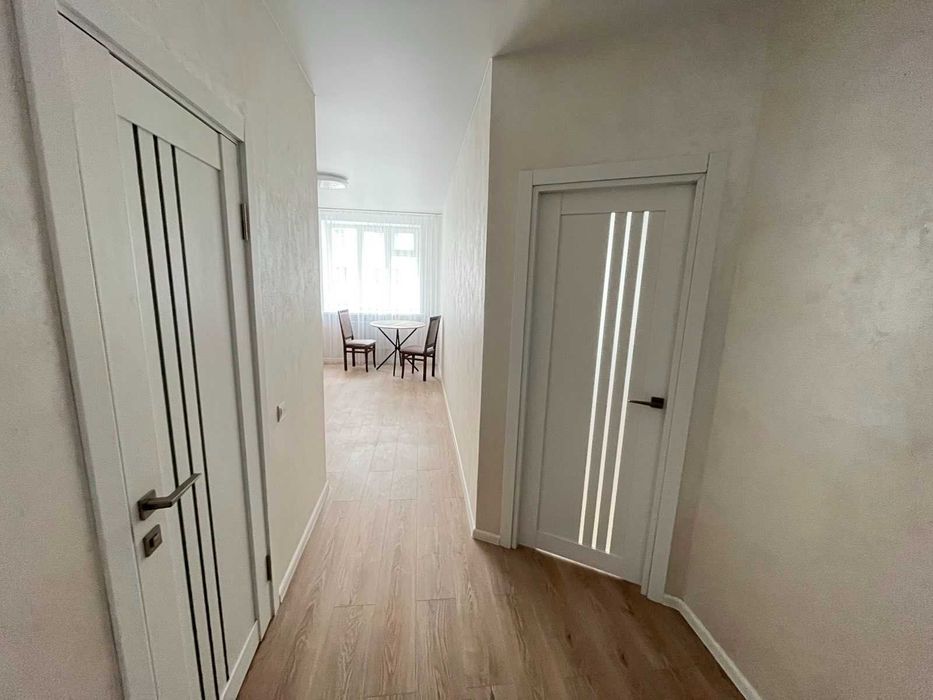 1к, АГОРА, супер ремонт і поверх  ще є мінімальне оформлення