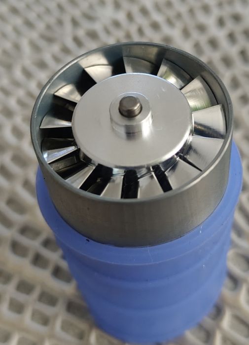 Silnik bezszczotkowy suszarki do włosów