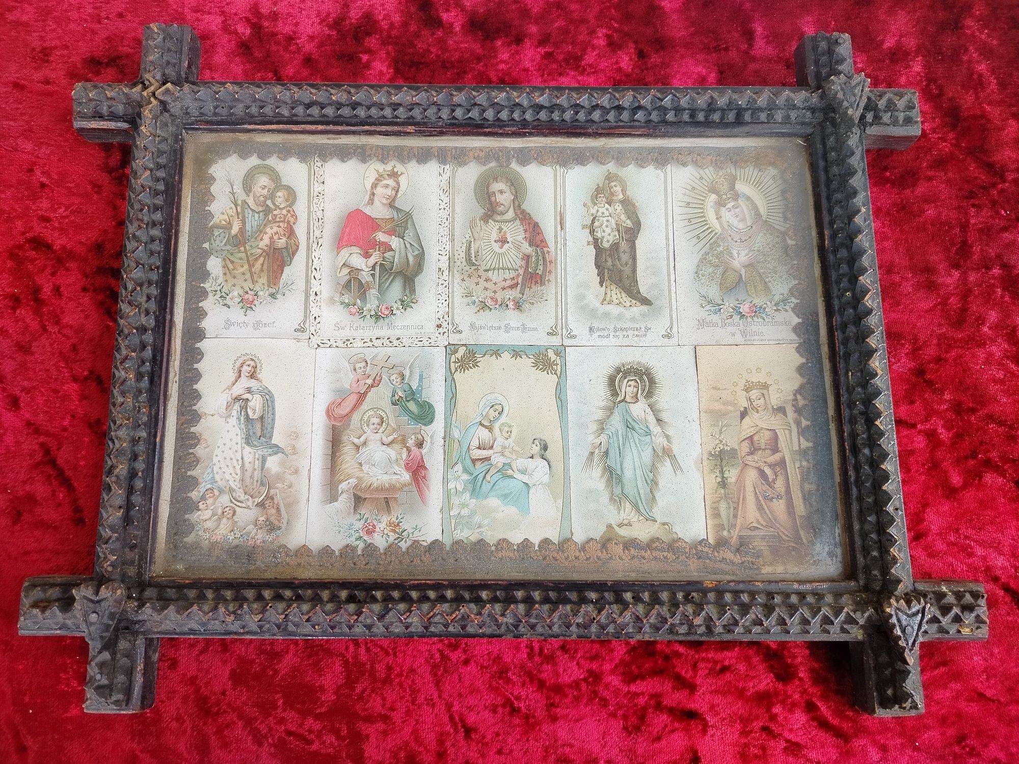 Stary obraz religijny w ramie tramp art