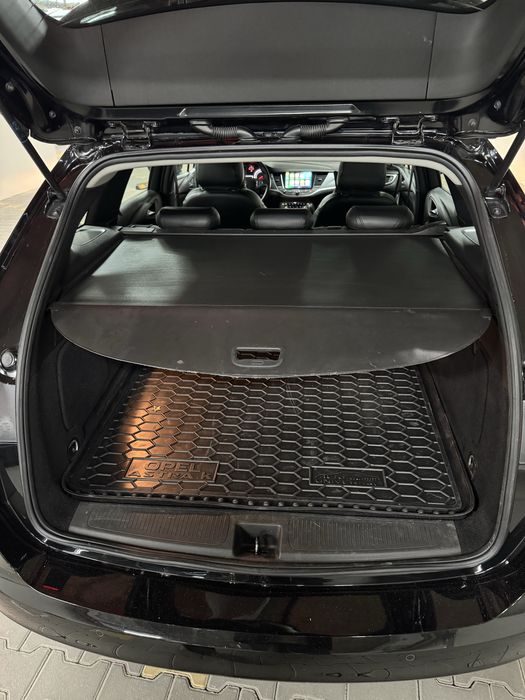 Продам opel astra k