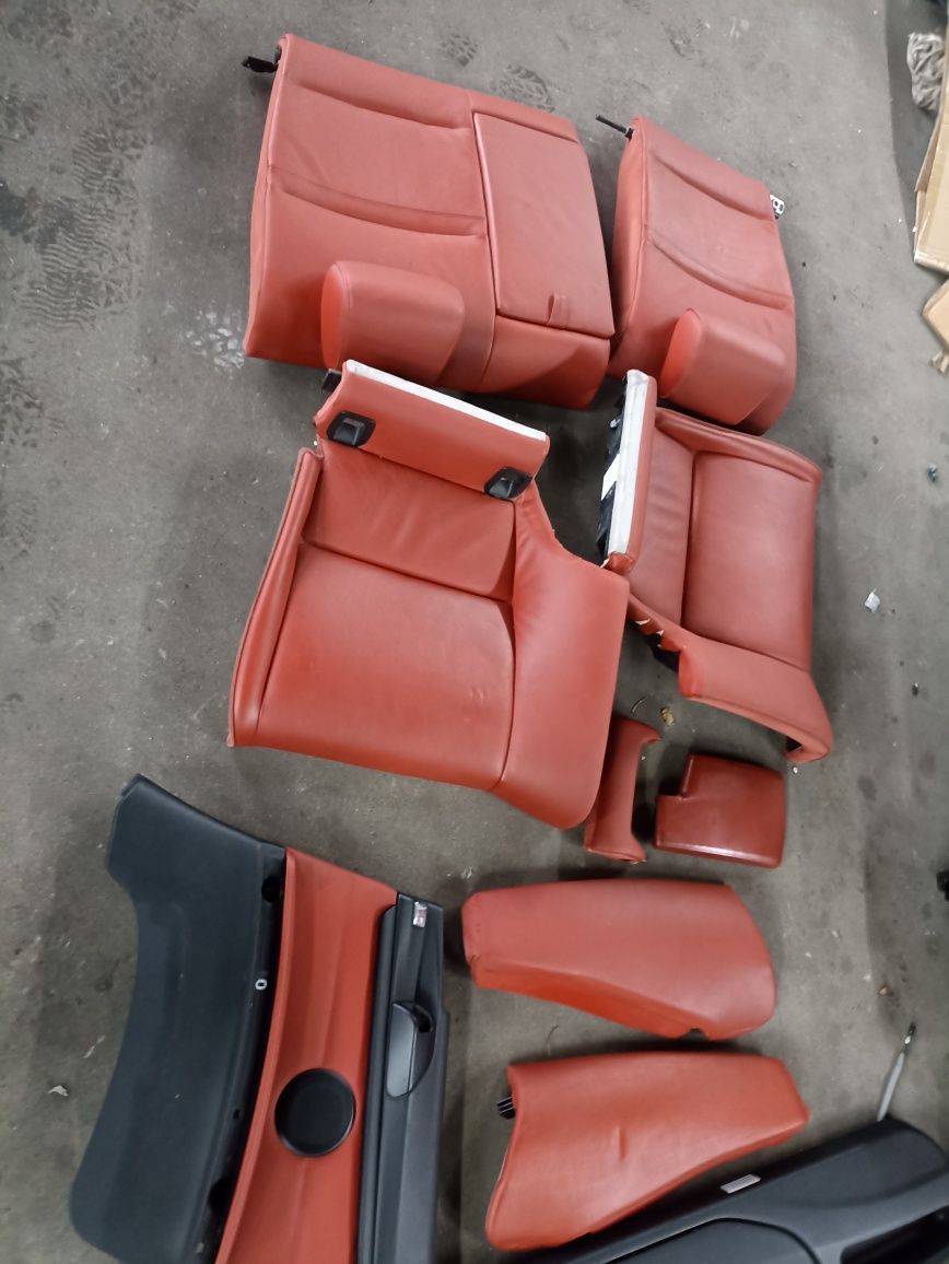 Fotele komplet foteli BMW E92 manualne czerwona skóra jeep terenówka