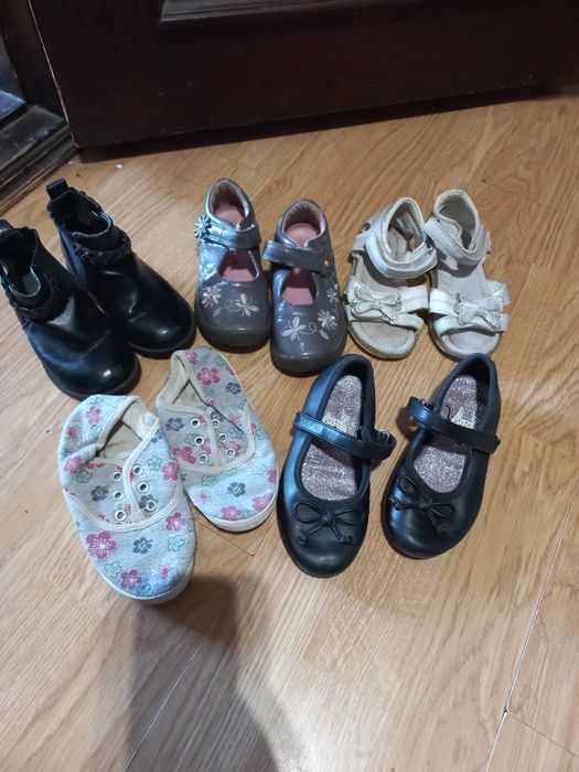 Отдам обувь на девочку